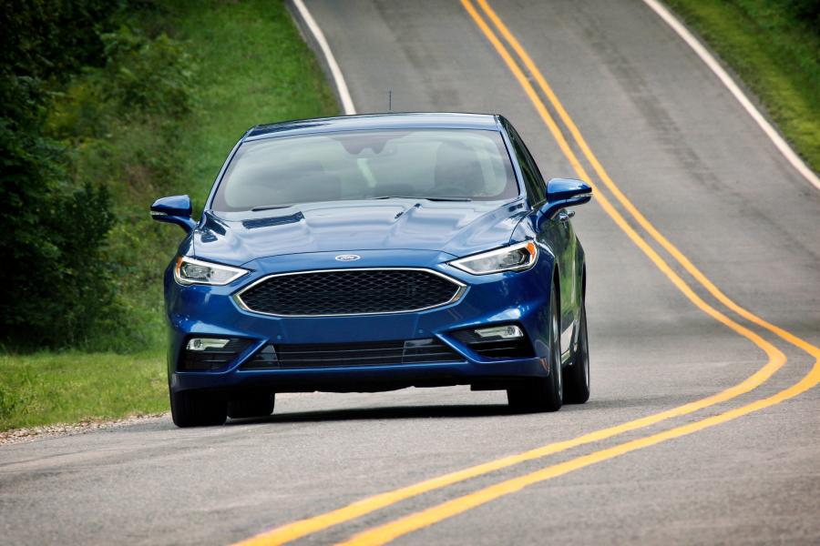  Ford Fusion Sport 2016 года  (фото 14 из 30)